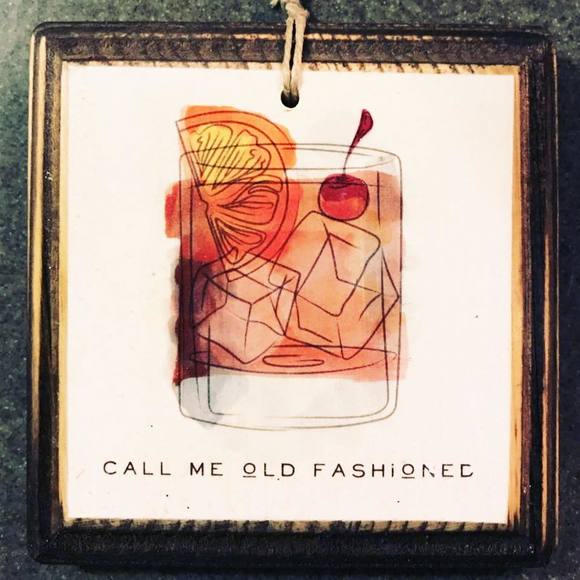 Meet your Posher, Emily - Picture 1 of 1